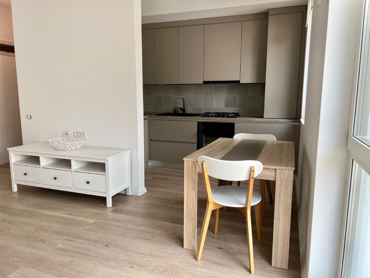 Appartement Apartament Timisoara La Liziera Padurii Extérieur photo